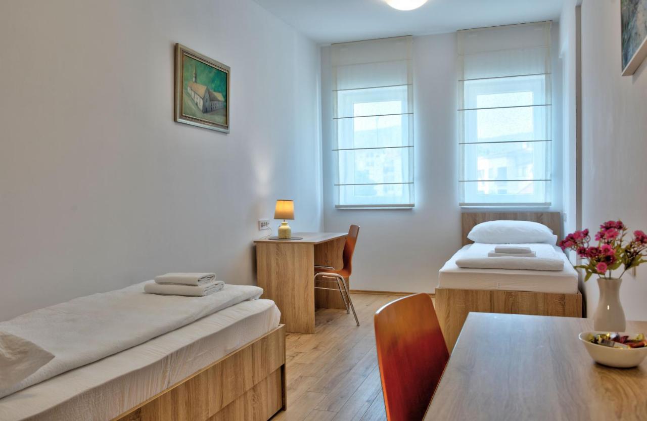 Hotel Dompes Mostar Ngoại thất bức ảnh