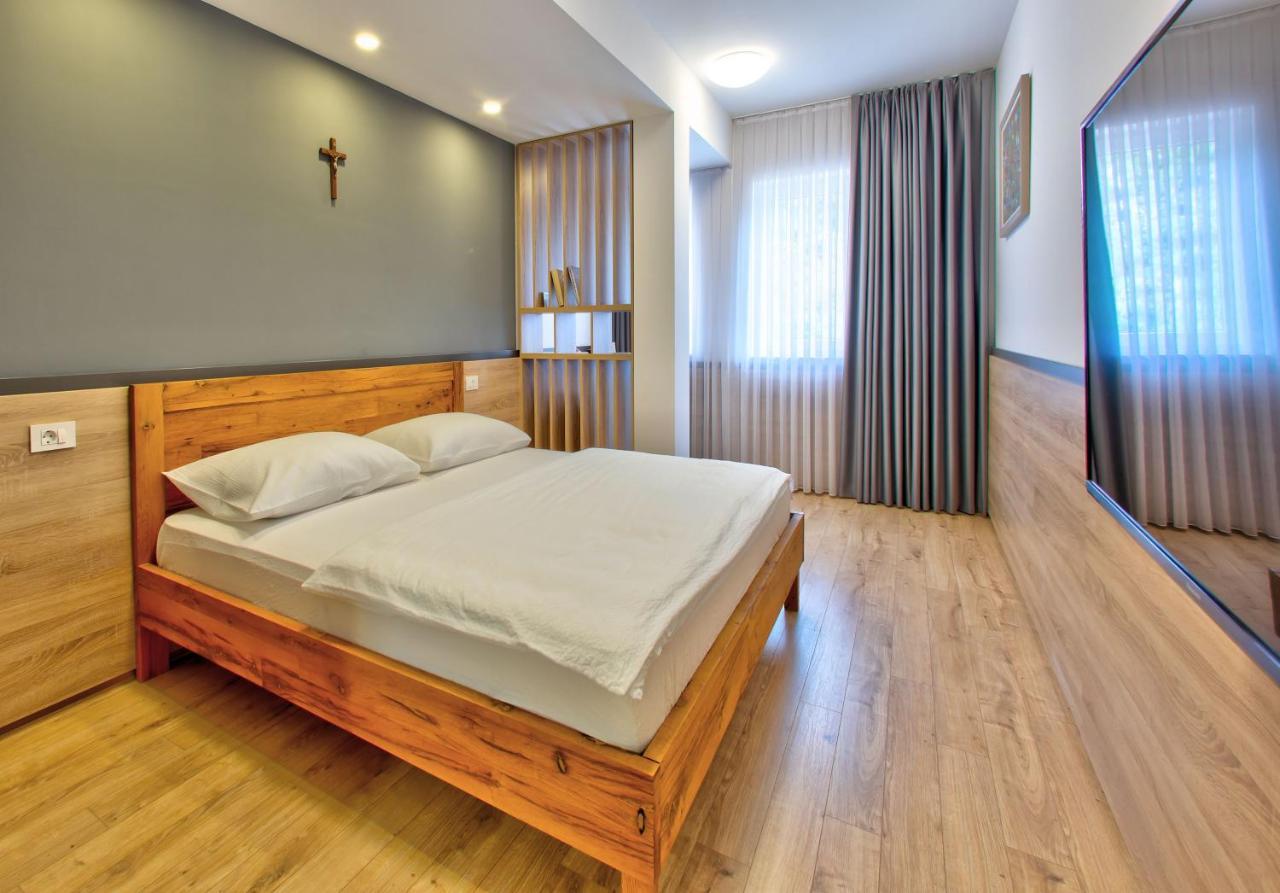 Hotel Dompes Mostar Ngoại thất bức ảnh