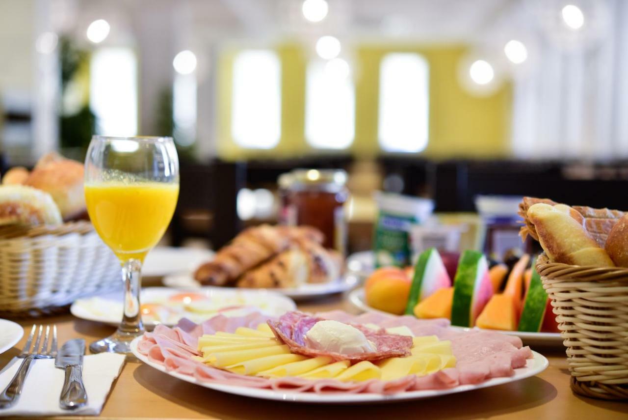 Hotel Dompes Mostar Ngoại thất bức ảnh