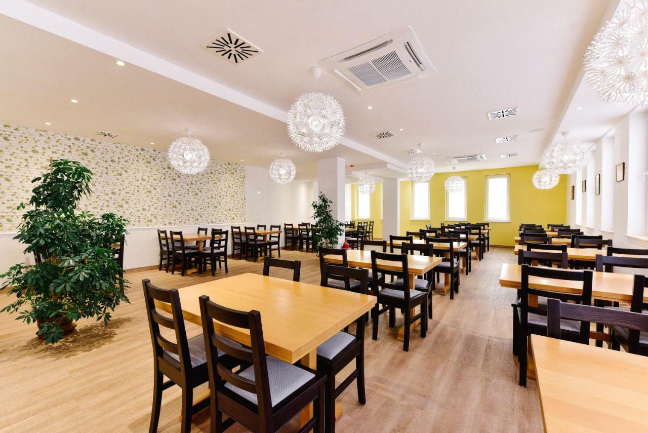 Hotel Dompes Mostar Ngoại thất bức ảnh